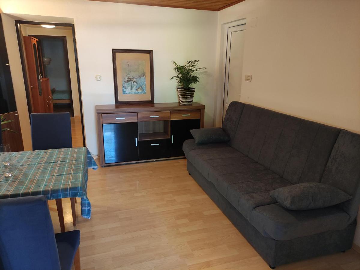 פורץ Apartment Valenta מראה חיצוני תמונה