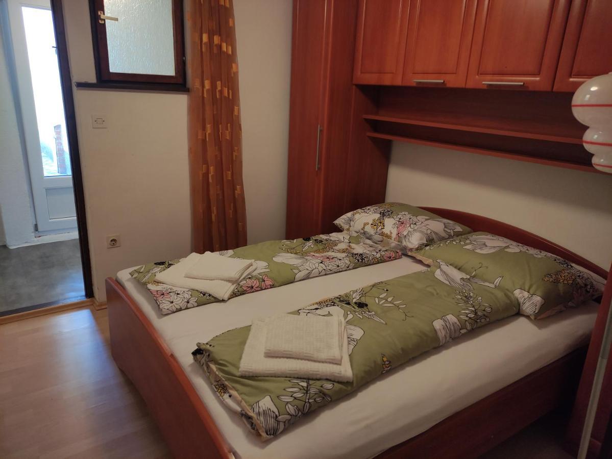 פורץ Apartment Valenta מראה חיצוני תמונה