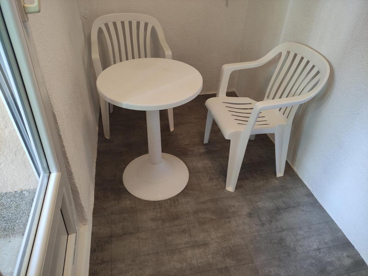 פורץ Apartment Valenta מראה חיצוני תמונה
